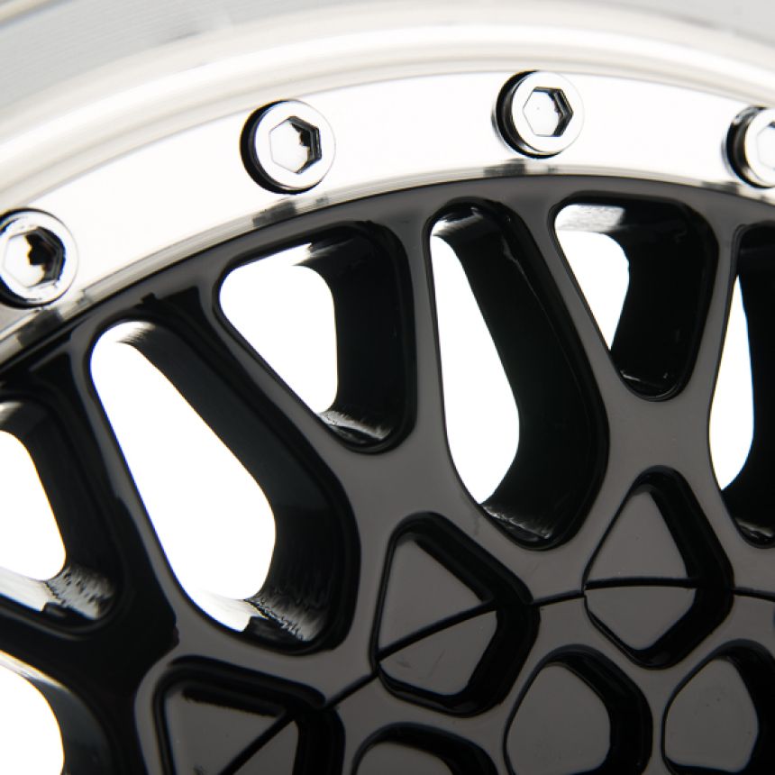 Classic RS Black 7x15